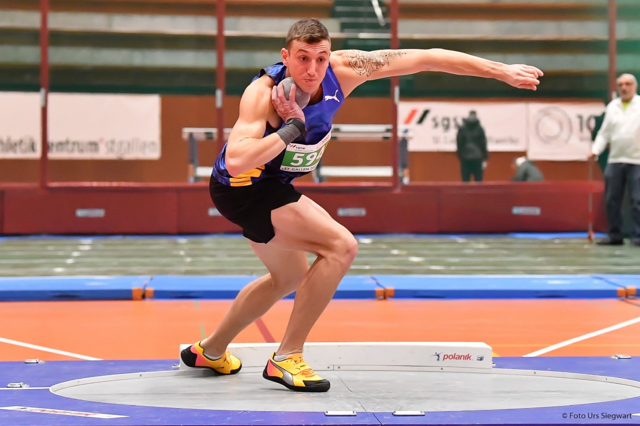 Auch Top-Athlet Simon Ehammer nahm teil.