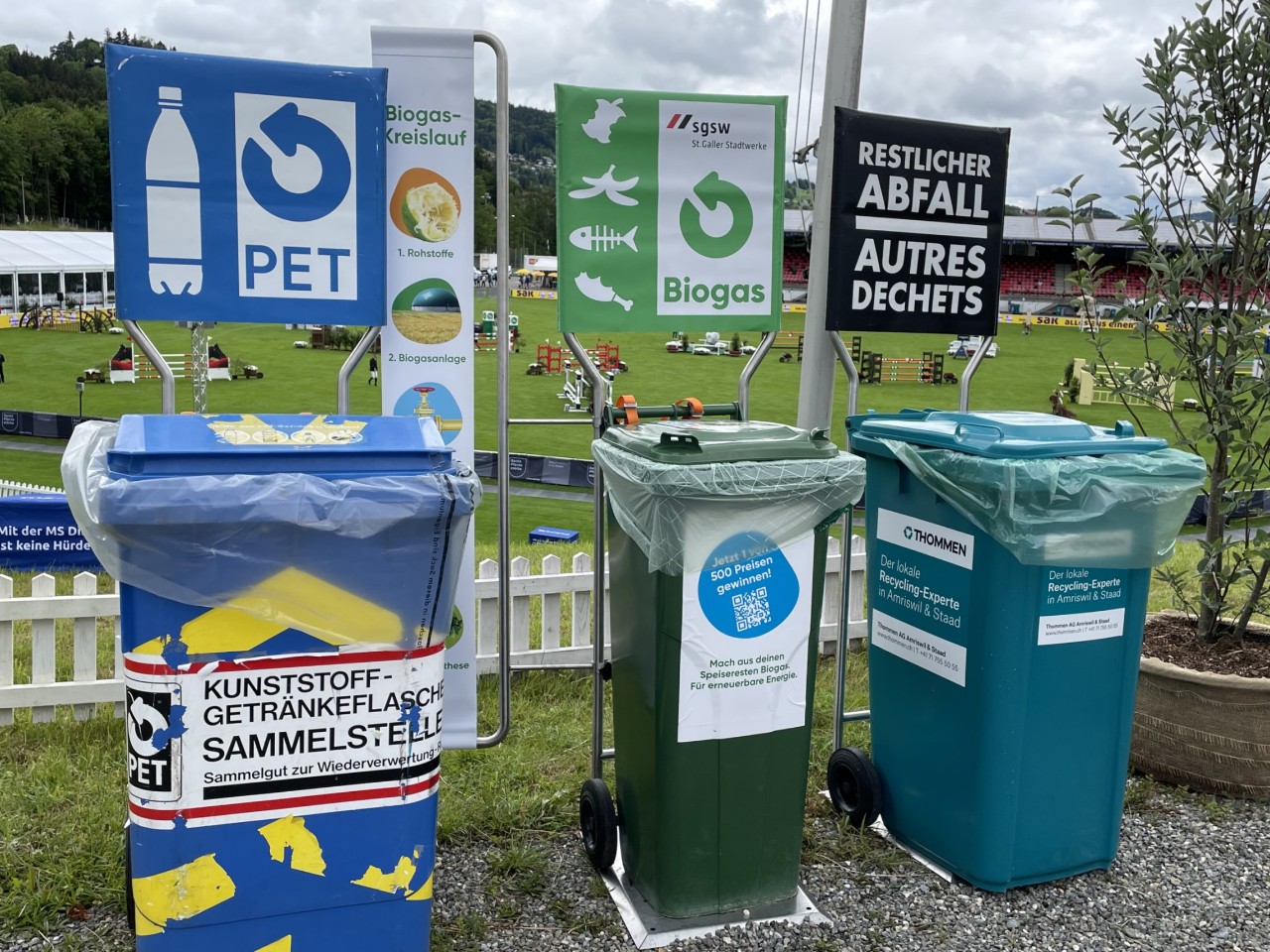 Neben PET, Restabfällen und Glas wurde auch der biogene Abfall gesondert gesammelt. 