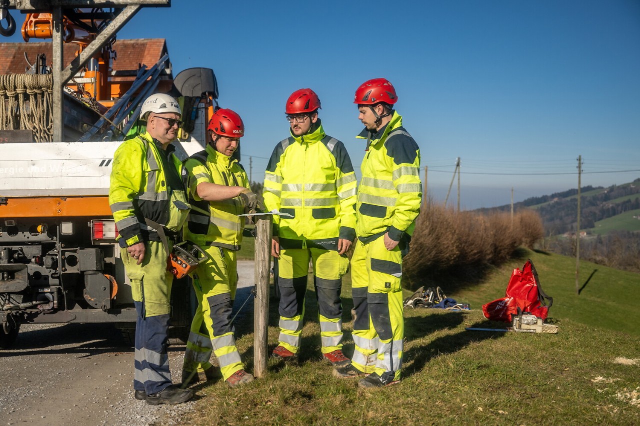 Lernende arbeiten immer in einem Team mit erfahrenen Mitarbeitenden.