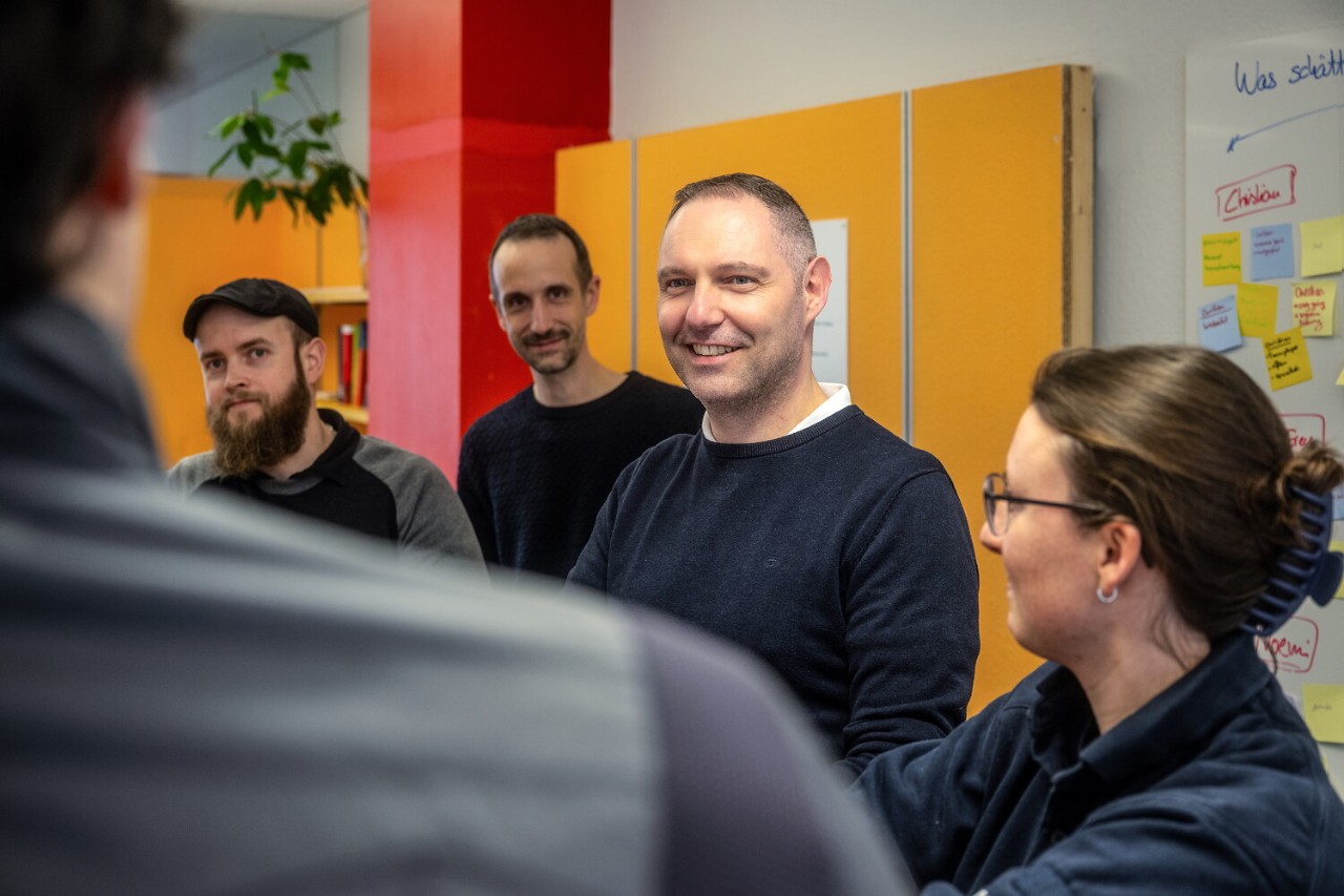 Gino Scotto und sein Team betreuen die die Operational Technology (OT), also die physische Infrastruktur, der sgsw.