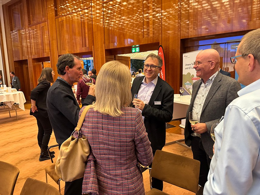 Die Möglichkeit des Austauschs wurde von den anwesenden Personen sehr geschätzt.