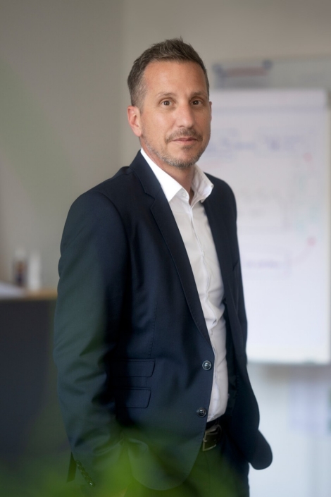 Patrick Flammer ist Mitglied der Gesch&auml;ftsleitung und Bereichsleiter von Wasser, Gas und W&auml;rme.